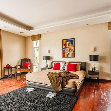 Kyerra Villa By Lofty Pantai Kamala Bagian luar foto