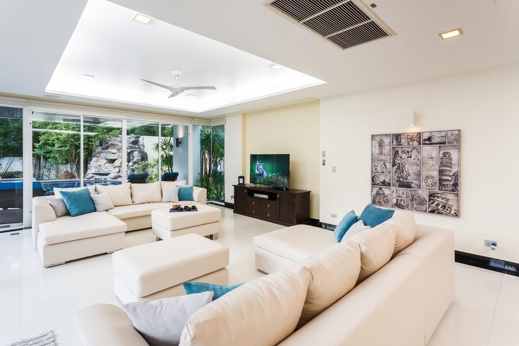 Kyerra Villa By Lofty Pantai Kamala Bagian luar foto