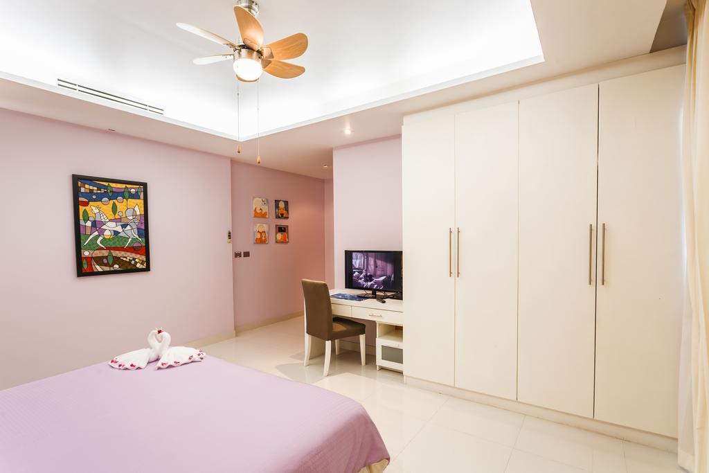 Kyerra Villa By Lofty Pantai Kamala Bagian luar foto