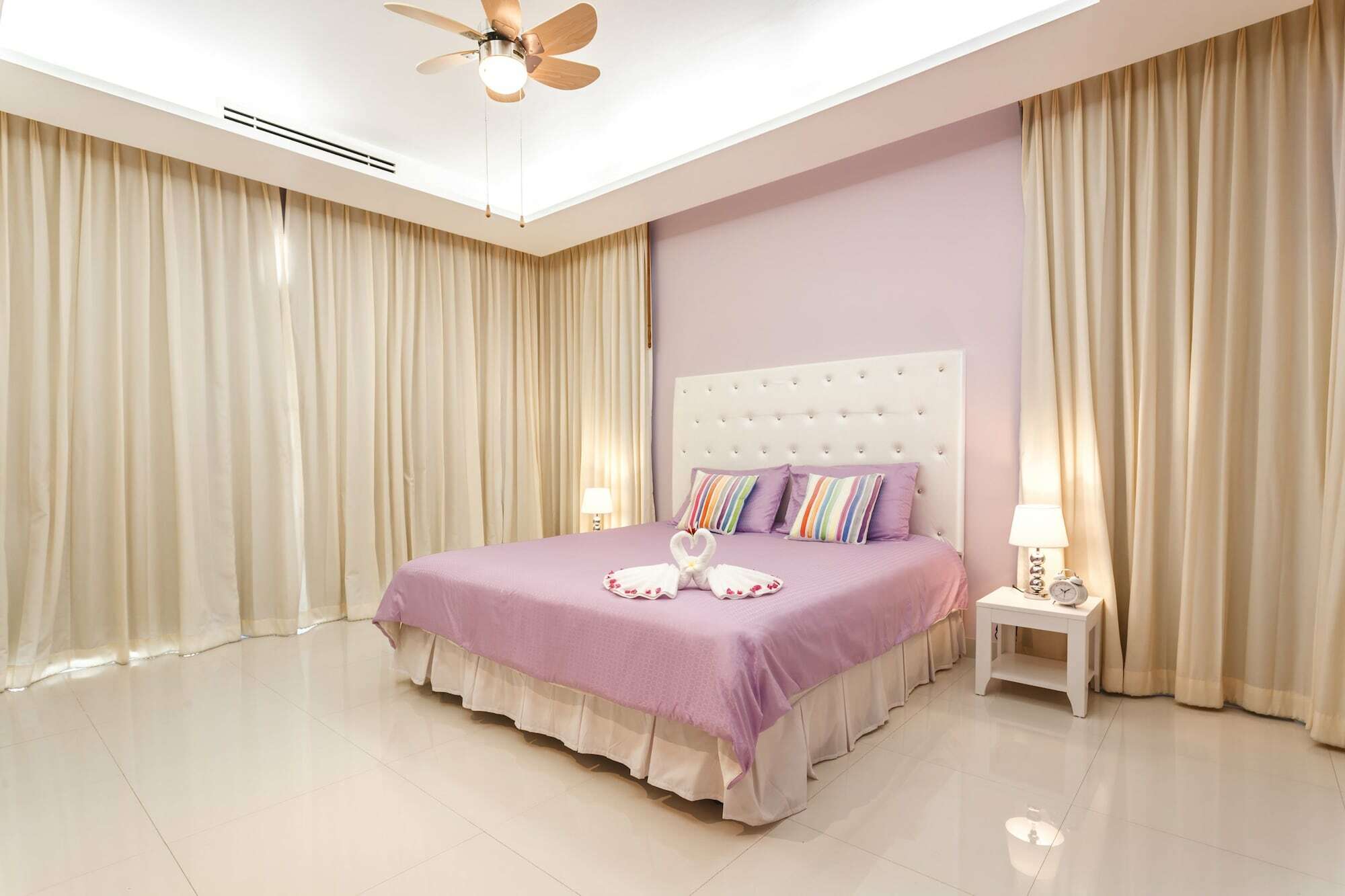 Kyerra Villa By Lofty Pantai Kamala Bagian luar foto